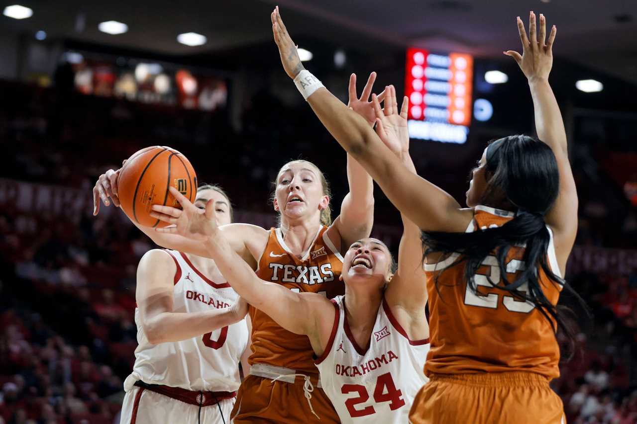 Best Photos from Oklahoma Women's upset win over the No. 3 Texas Longhorns