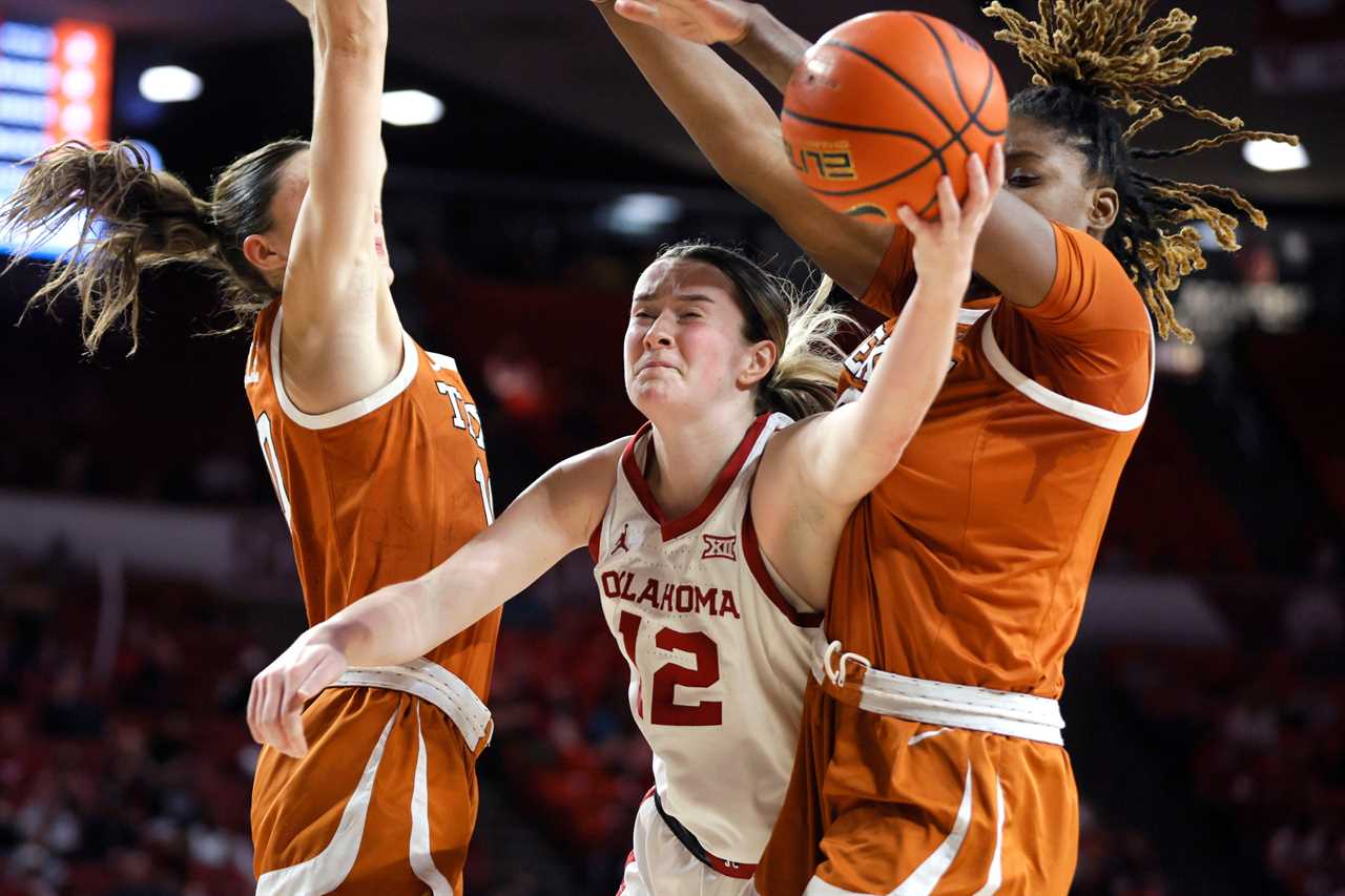 Best Photos from Oklahoma Women's upset win over the No. 3 Texas Longhorns