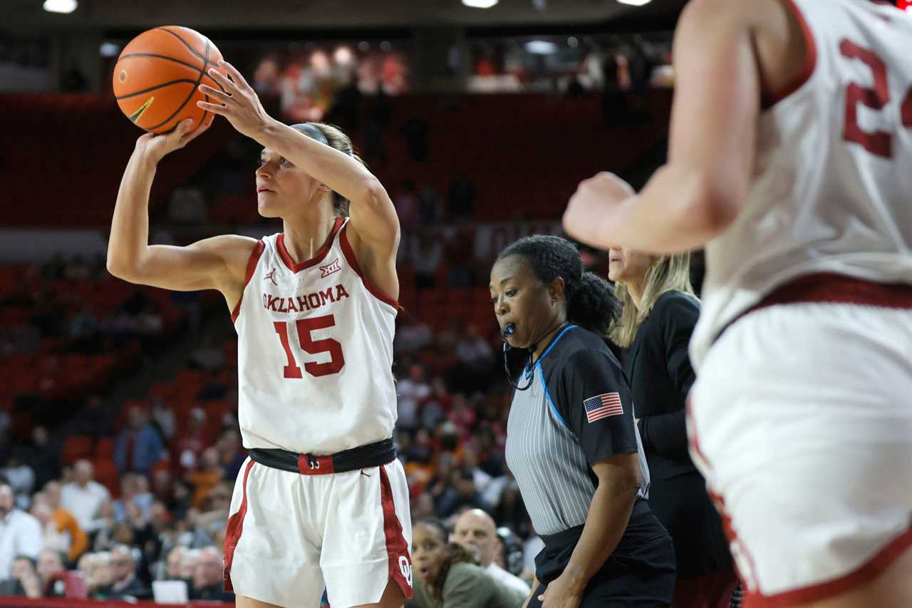 Best Photos from Oklahoma Women's upset win over the No. 3 Texas Longhorns