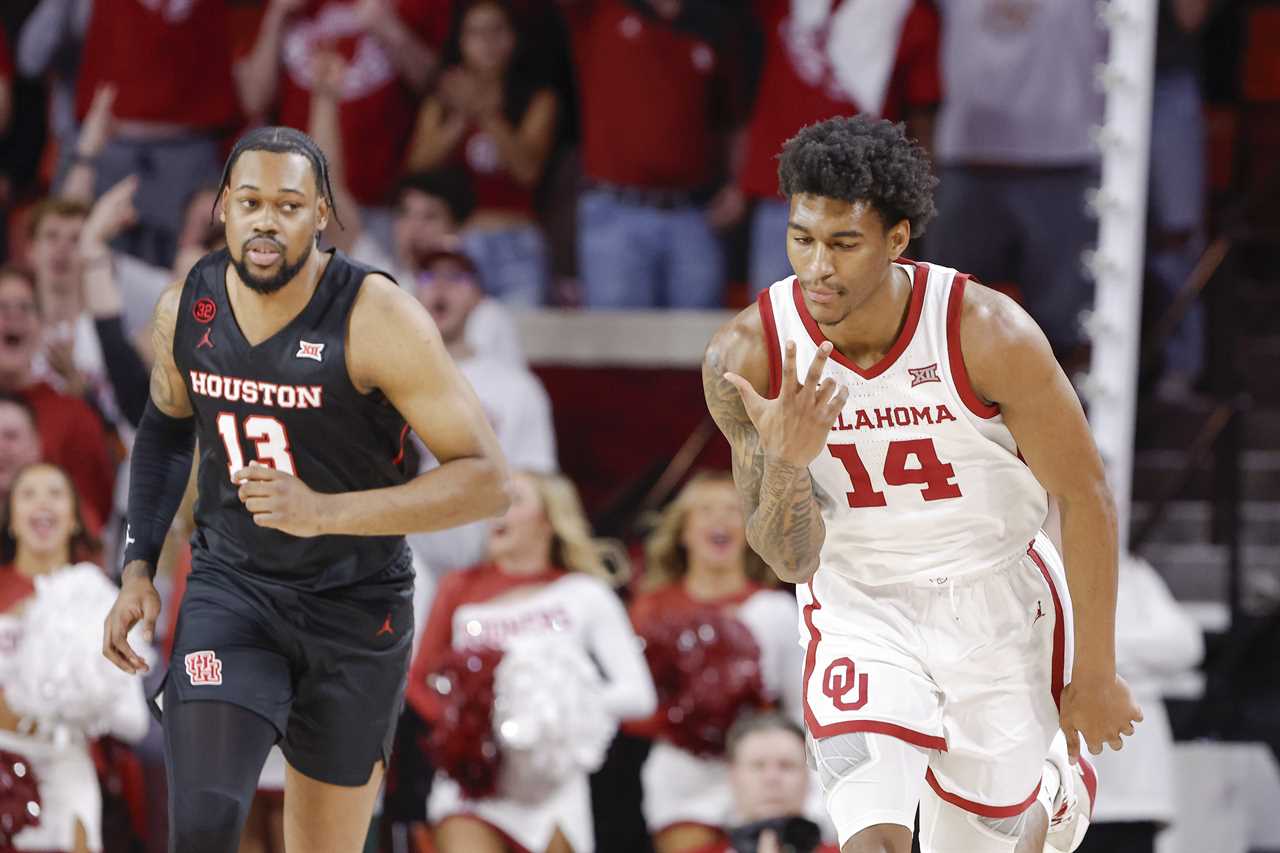 Best photos from the Oklahoma Sooners 87-85 to the No. 1 Houston Cougars