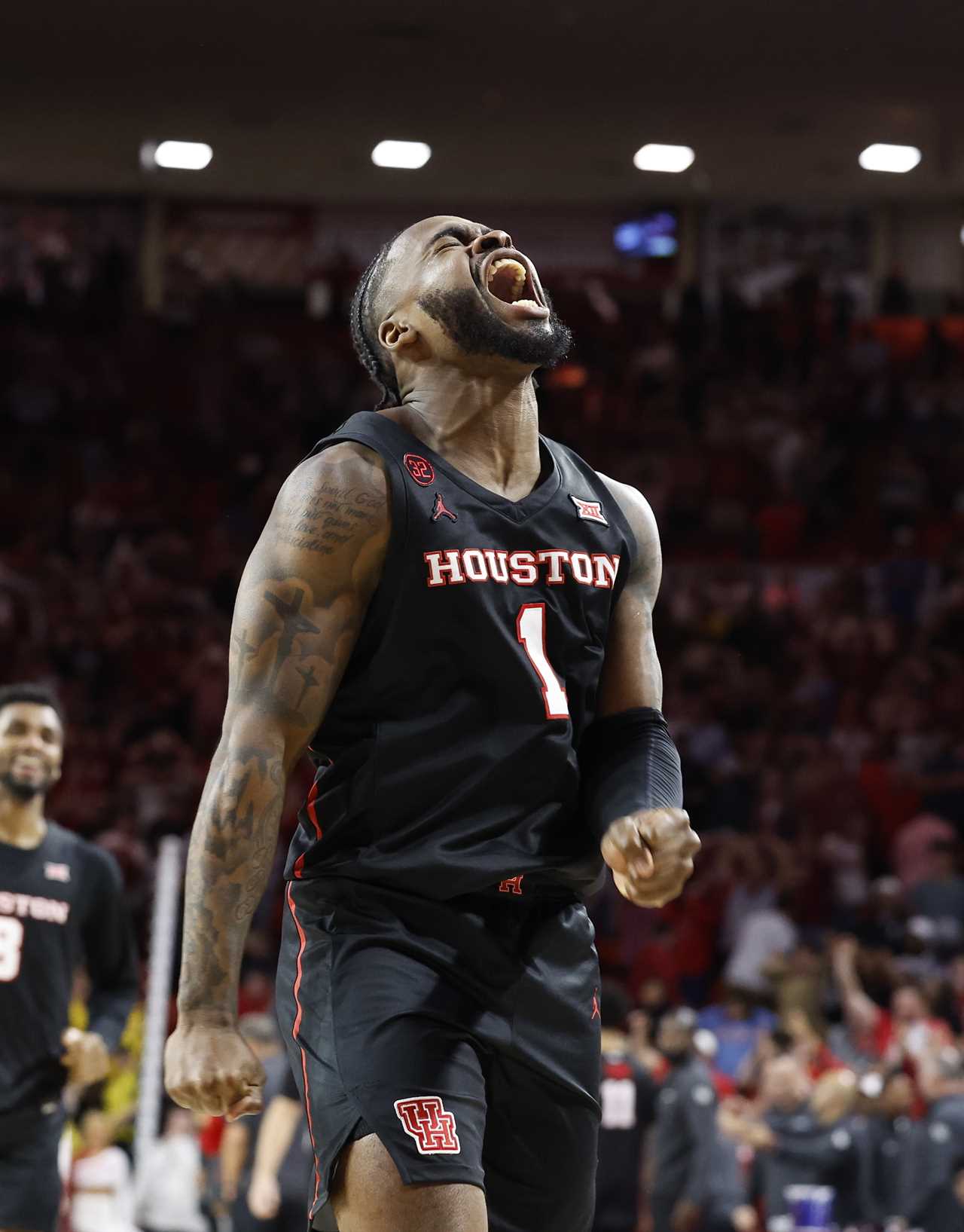 Best photos from the Oklahoma Sooners 87-85 to the No. 1 Houston Cougars