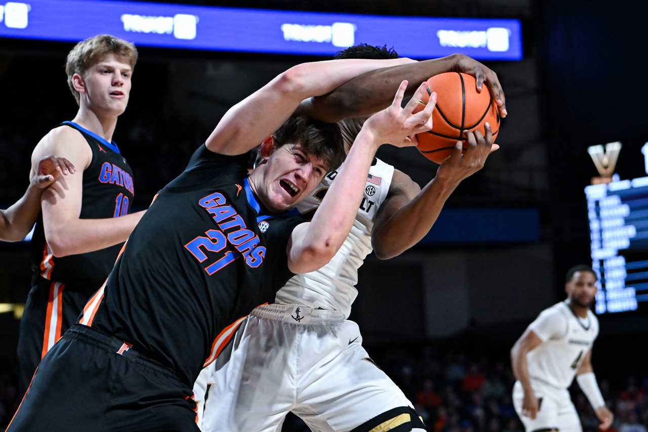 PHOTOS: Highlights from Florida's embarrassing loss at Vanderbilt