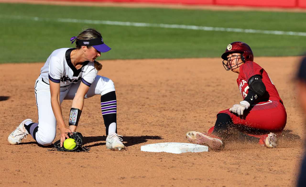 Best photos from the Oklahoma Sooners sweep of Tarleton State