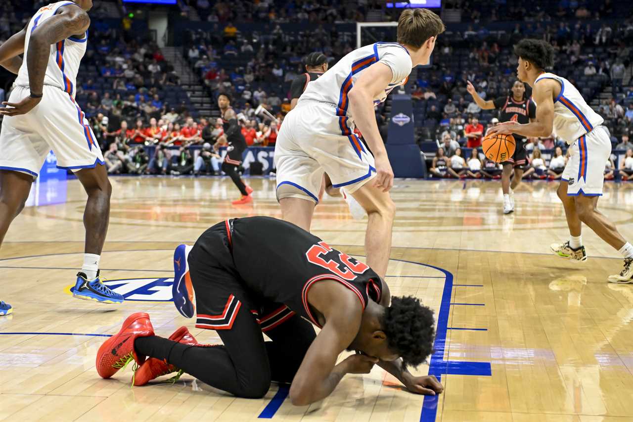 PHOTOS: Highlights from Florida's win vs Georgia in SEC Tournament