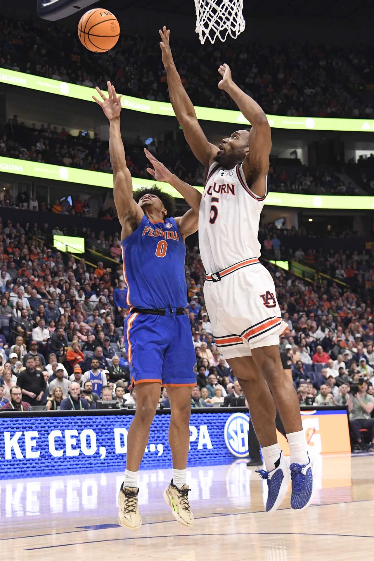 PHOTOS: Highlights from Florida's loss vs Auburn in SEC title game