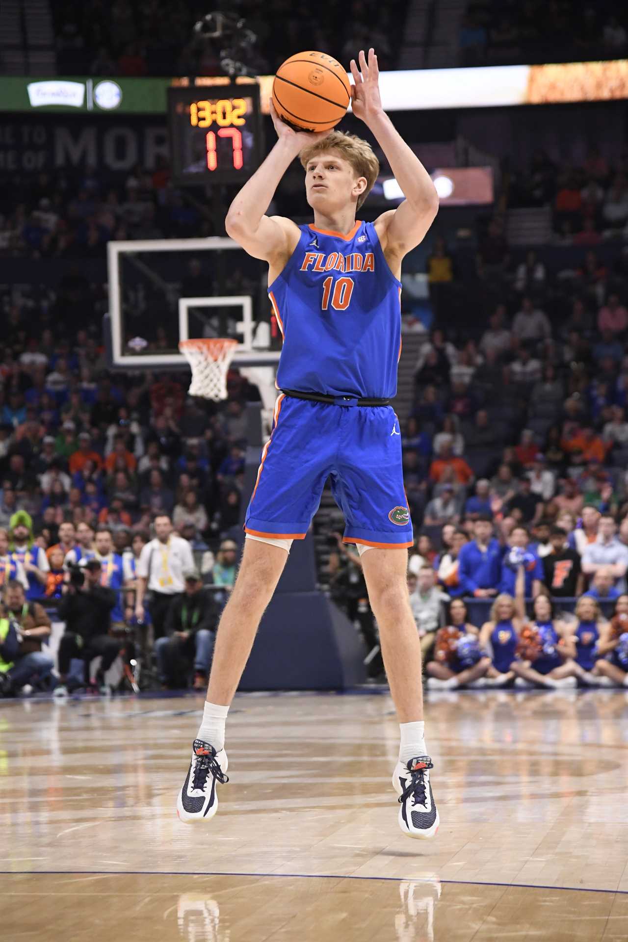 PHOTOS: Highlights from Florida's loss vs Auburn in SEC title game