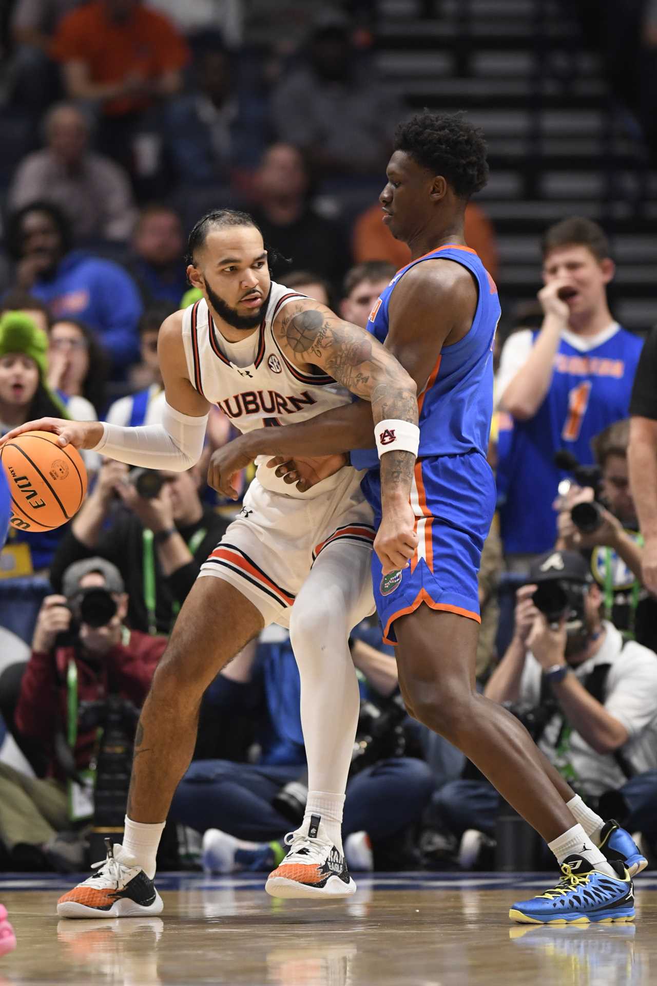 PHOTOS: Highlights from Florida's loss vs Auburn in SEC title game