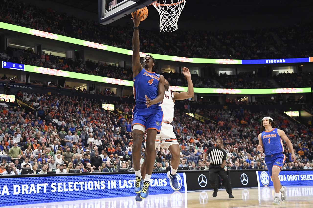 PHOTOS: Highlights from Florida's loss vs Auburn in SEC title game