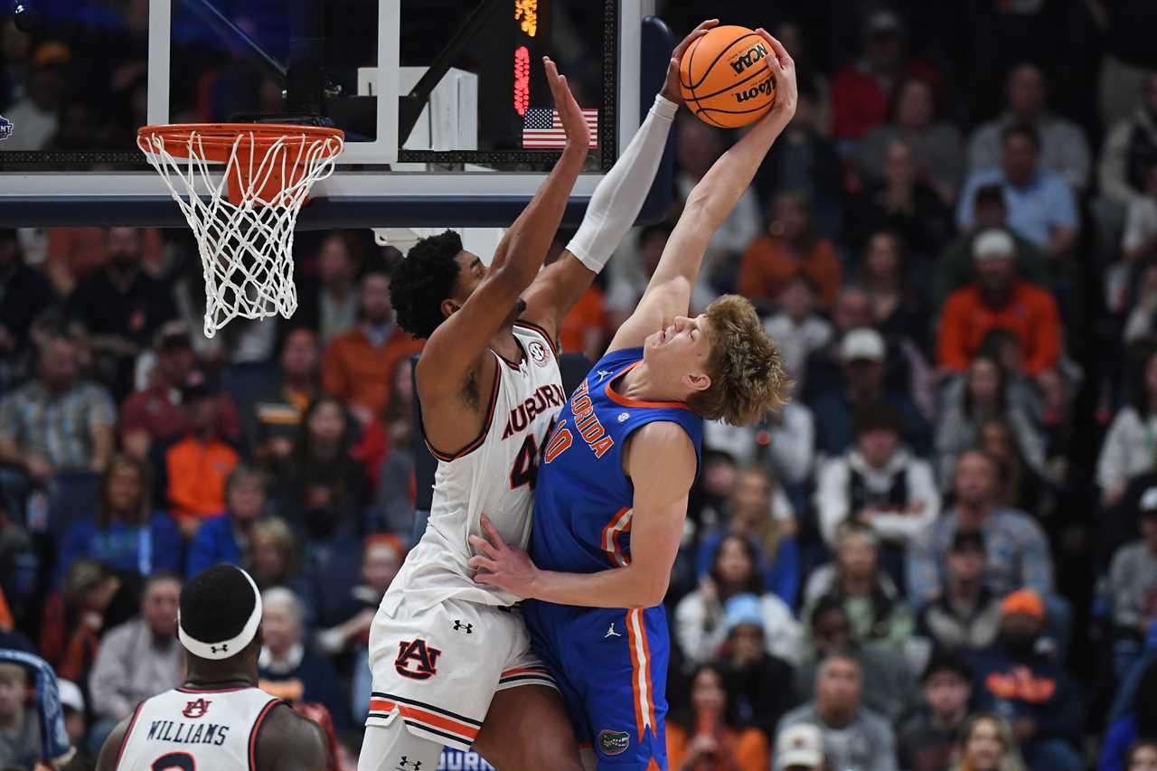 PHOTOS: Highlights from Florida's loss vs Auburn in SEC title game