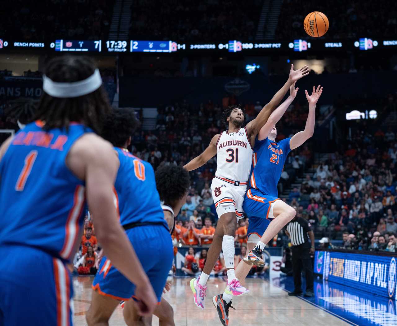 PHOTOS: Highlights from Florida's loss vs Auburn in SEC title game