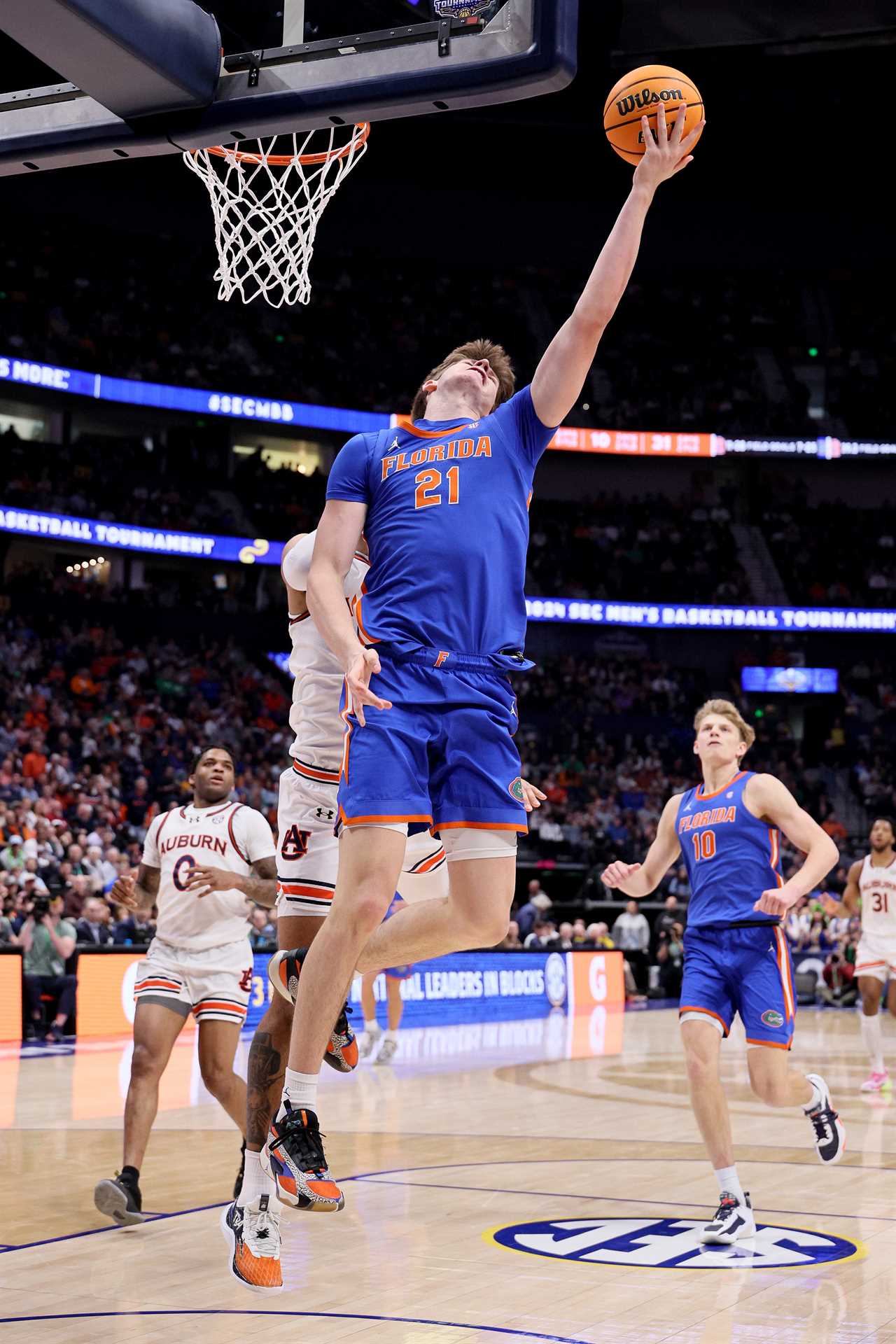 PHOTOS: Highlights from Florida's loss vs Auburn in SEC title game