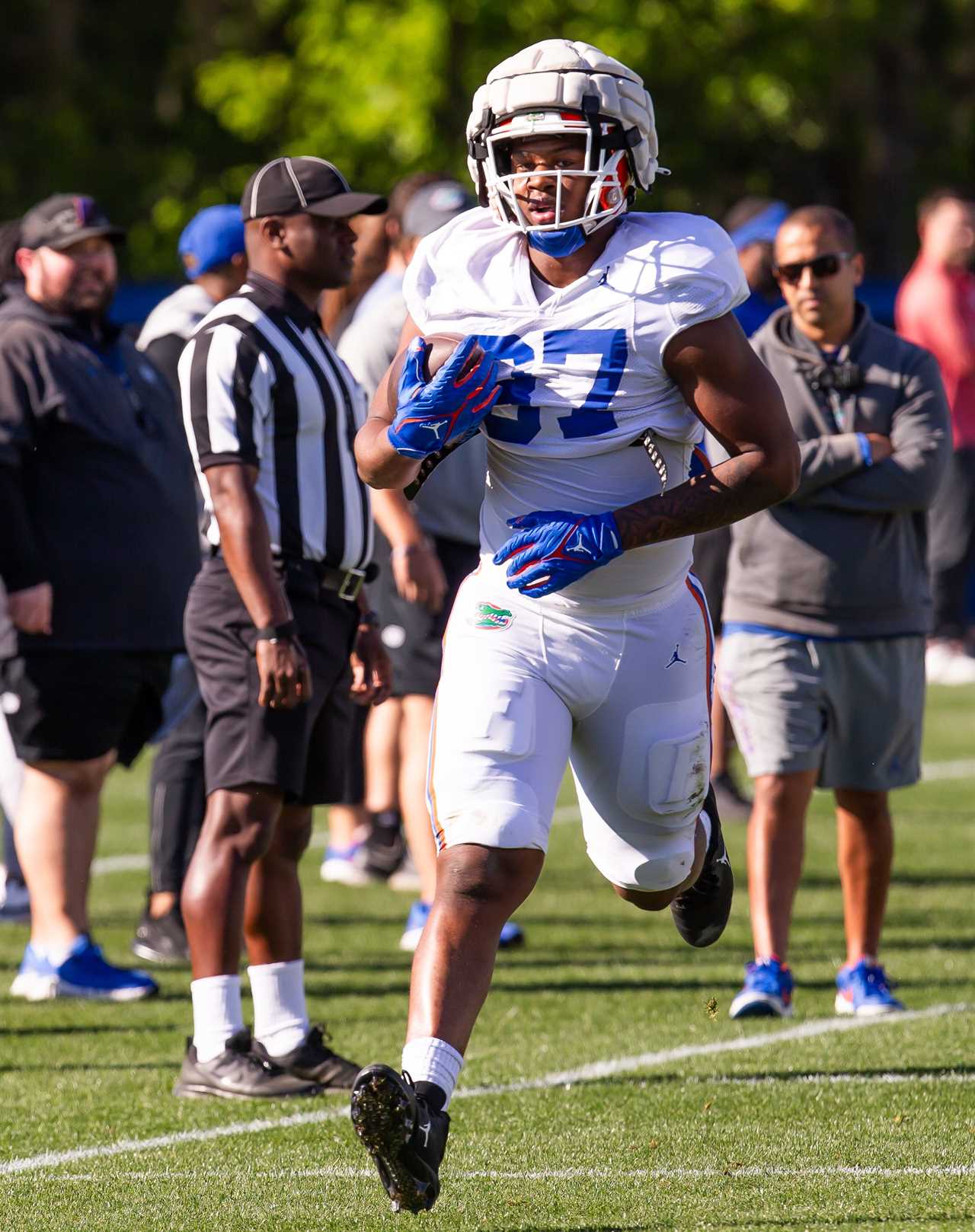 PHOTOS: Get a gander at the Gators during early spring practice