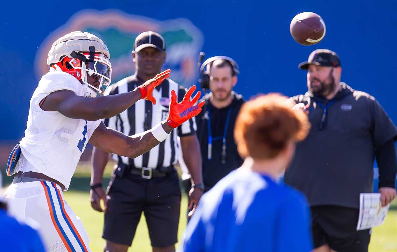 PHOTOS: Get a gander at the Gators during early spring practice