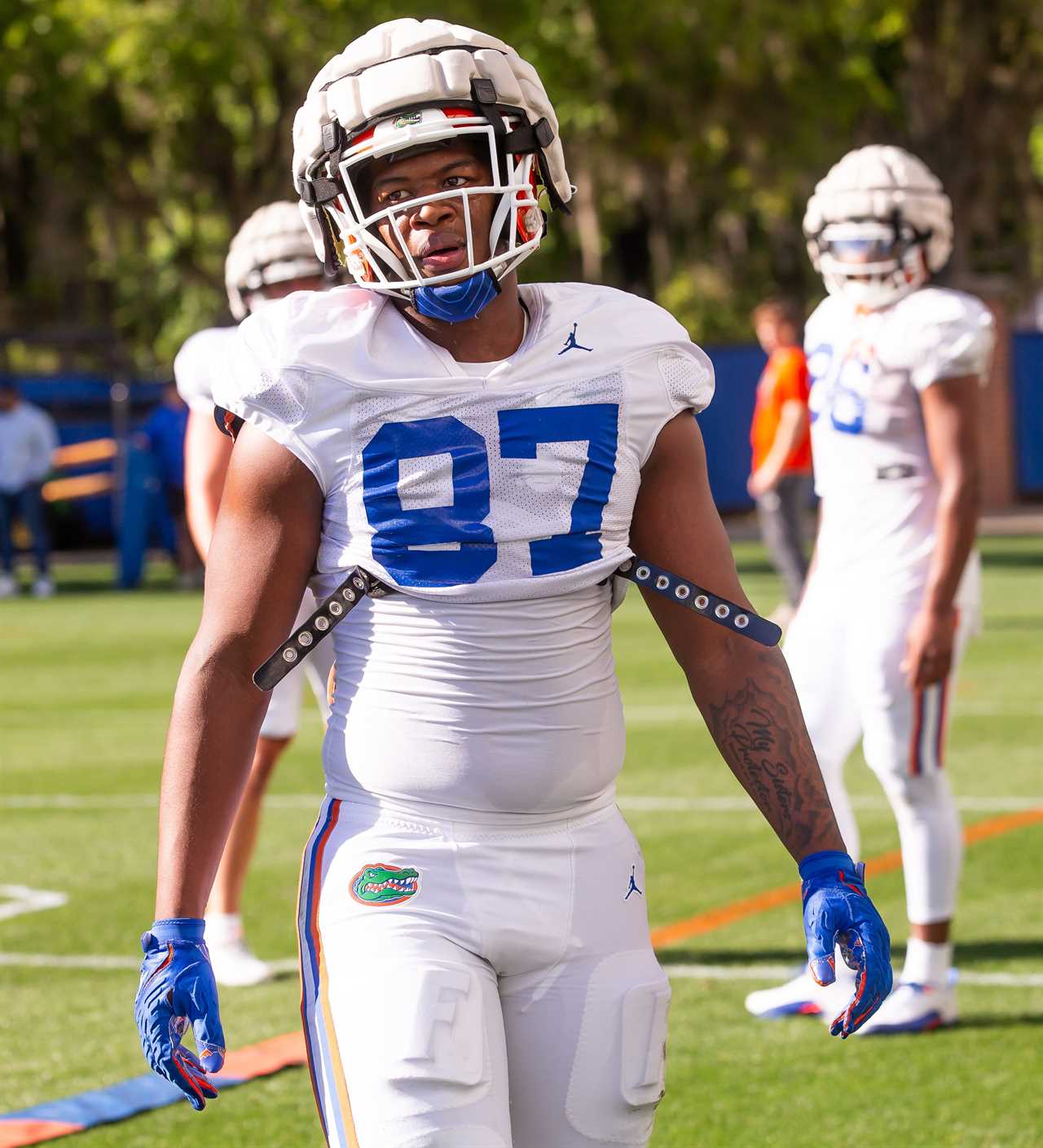 PHOTOS: Get a gander at the Gators during early spring practice