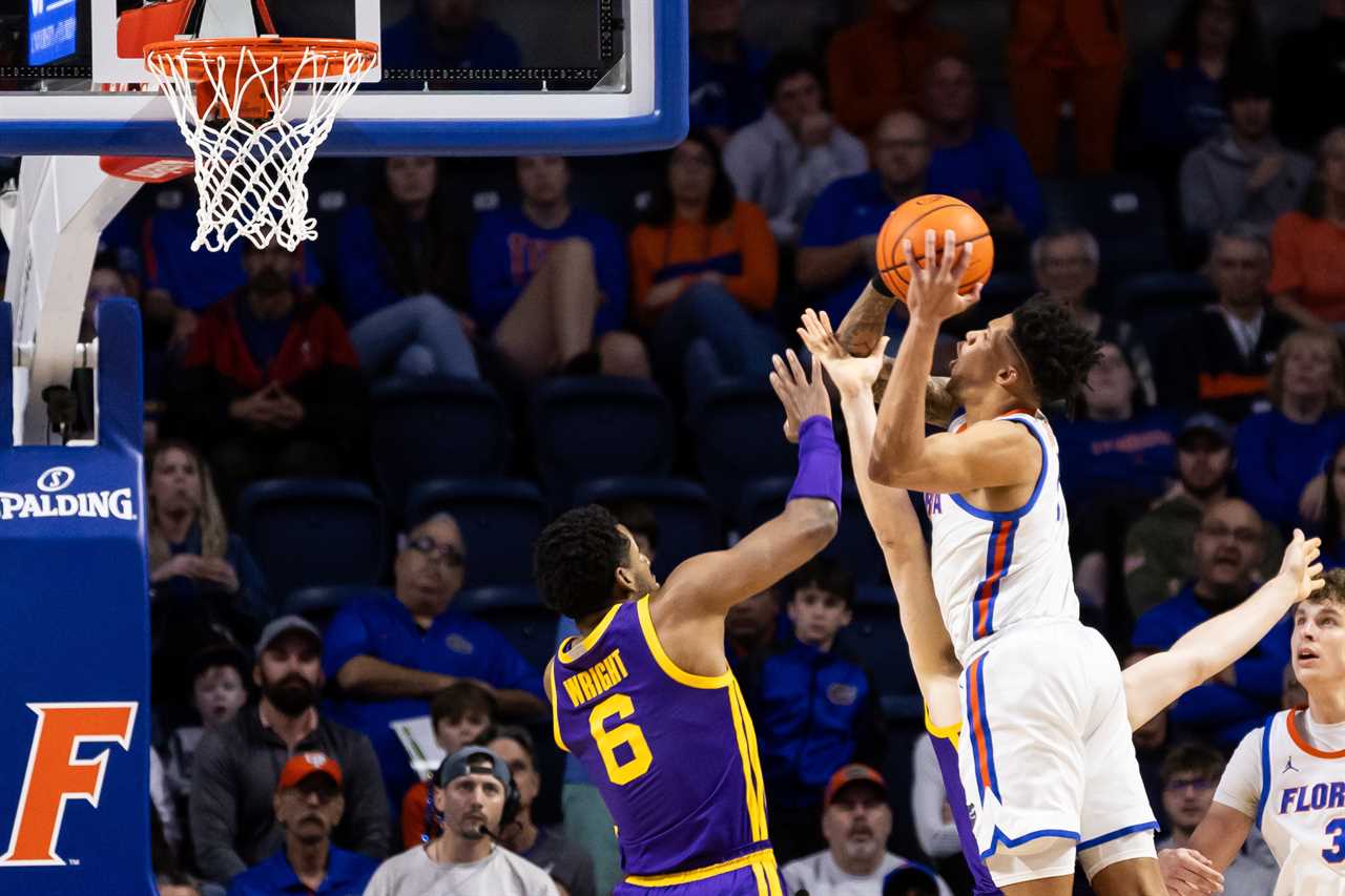 PHOTOS: Highlights from Florida's narrow win over LSU Tigers