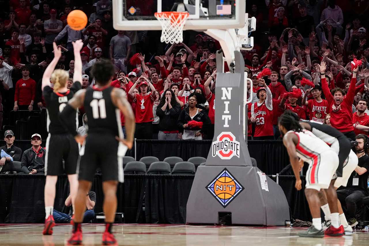 PHOTOS of Ohio State basketball's loss to Georgia in the NIT Tournament