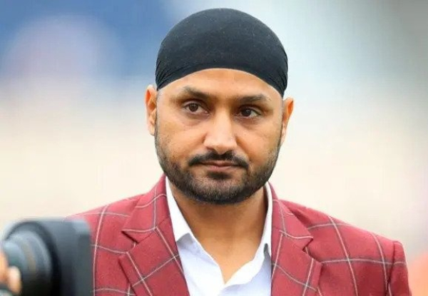 IPL 2024: Harbhajan Singh suggests rest for this RCB cricketer, find out who