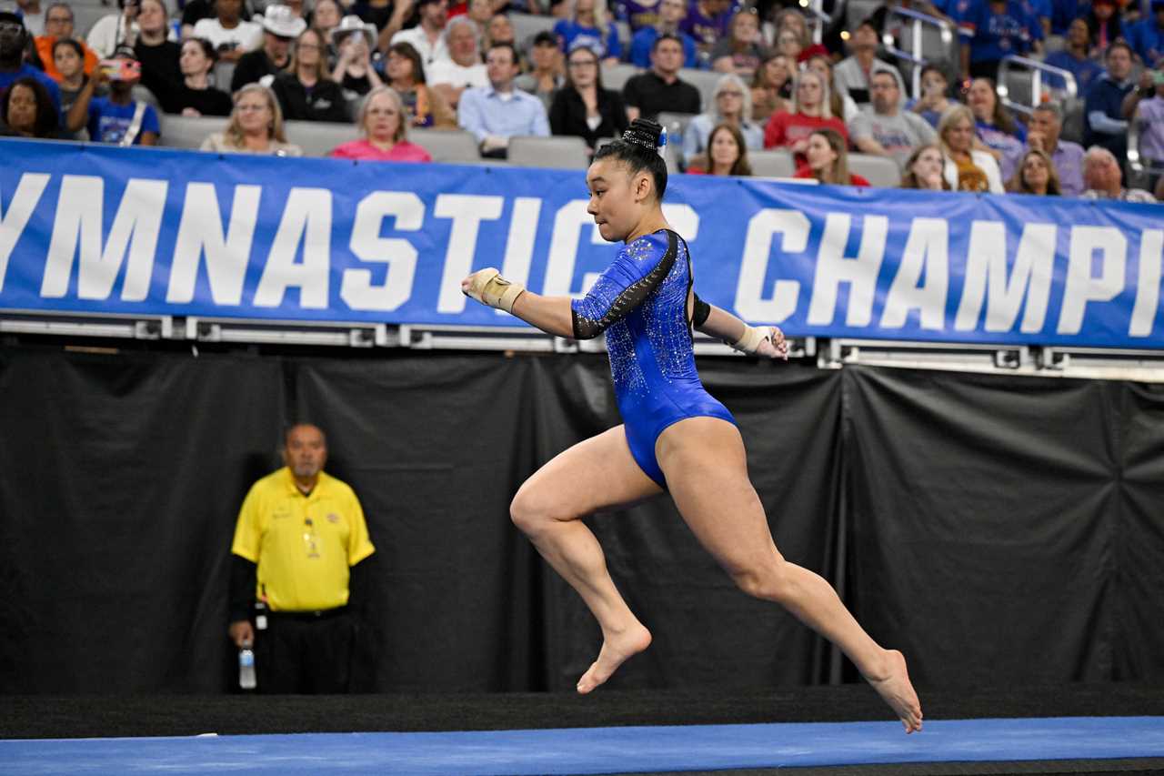 Highlights as Florida gymnastics advances to NCAA Finals