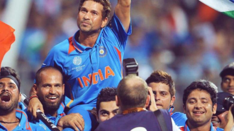 Birthday wishes pours in for Master Blaster Sachin Tendulkar on his 51st birthday from all around