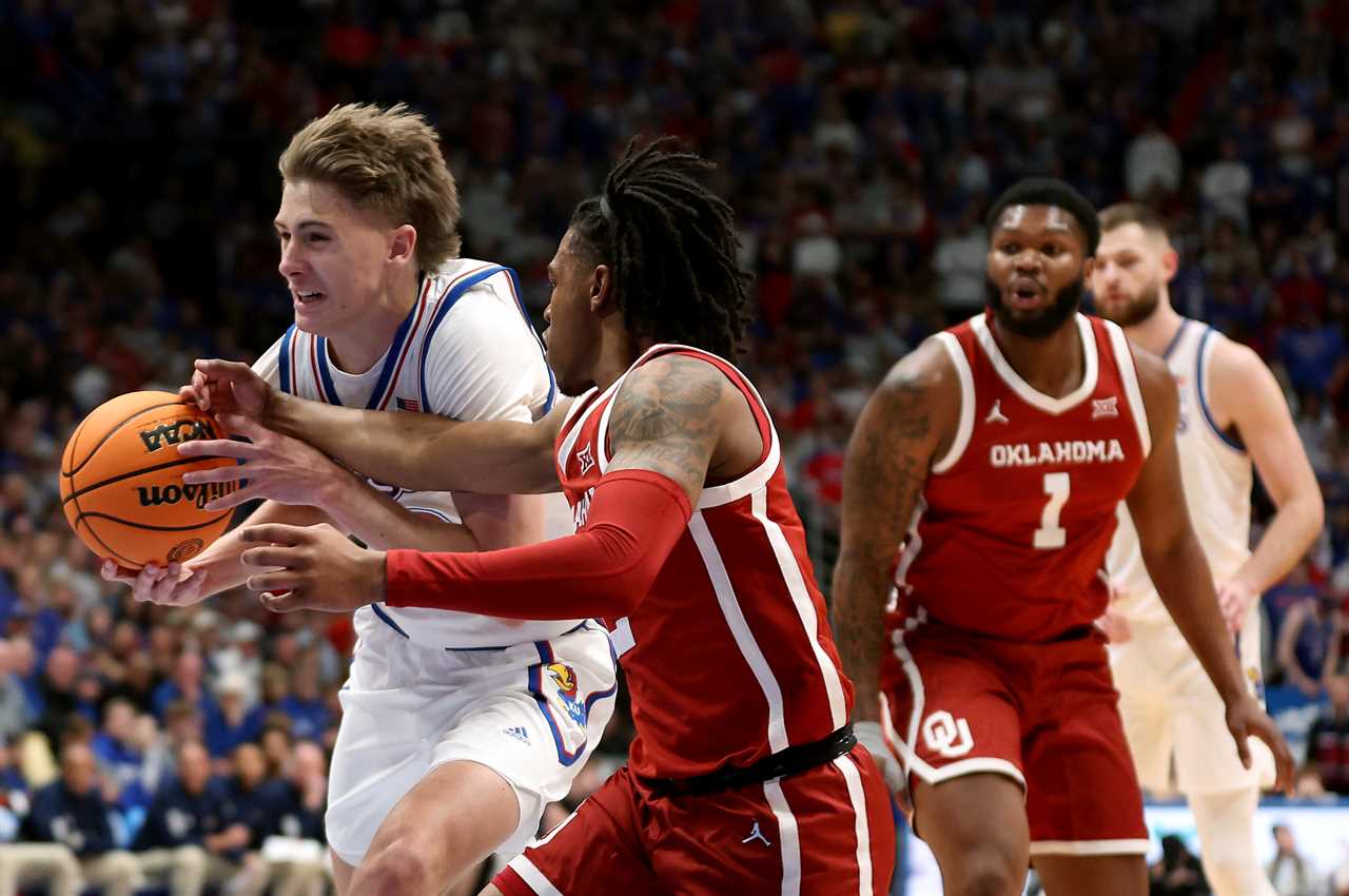 Photos from the Phog: Sooners 2nd half extends drought inside Allen Fieldhouse