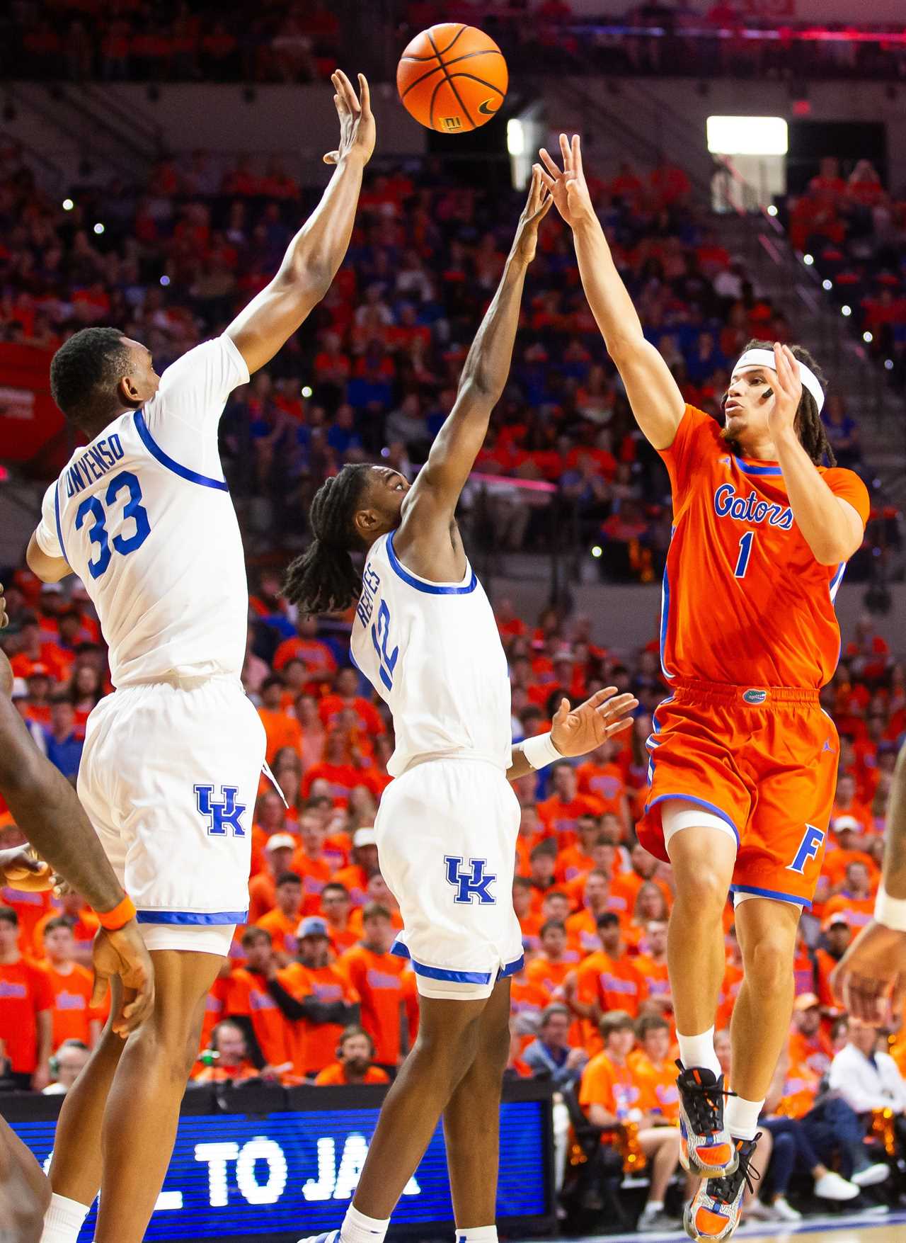 PHOTOS: Highlights from Florida basketball's loss vs Kentucky Wildcats