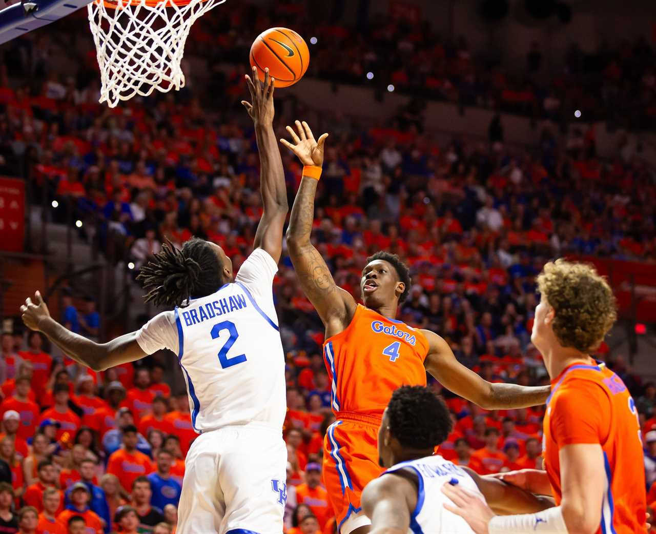 PHOTOS: Highlights from Florida basketball's loss vs Kentucky Wildcats