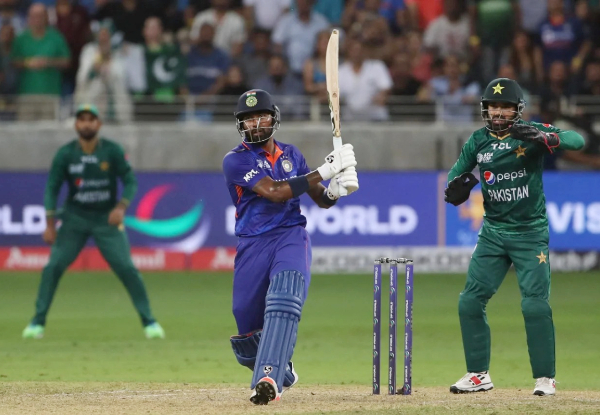 IPL 2024: What is the fault of Hardik Pandya? What crime all-rounder has committed?