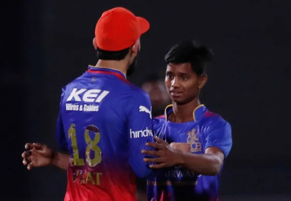 IPL 2024: Virat Kohli instructed the security to be gentle with the fan, watch viral video