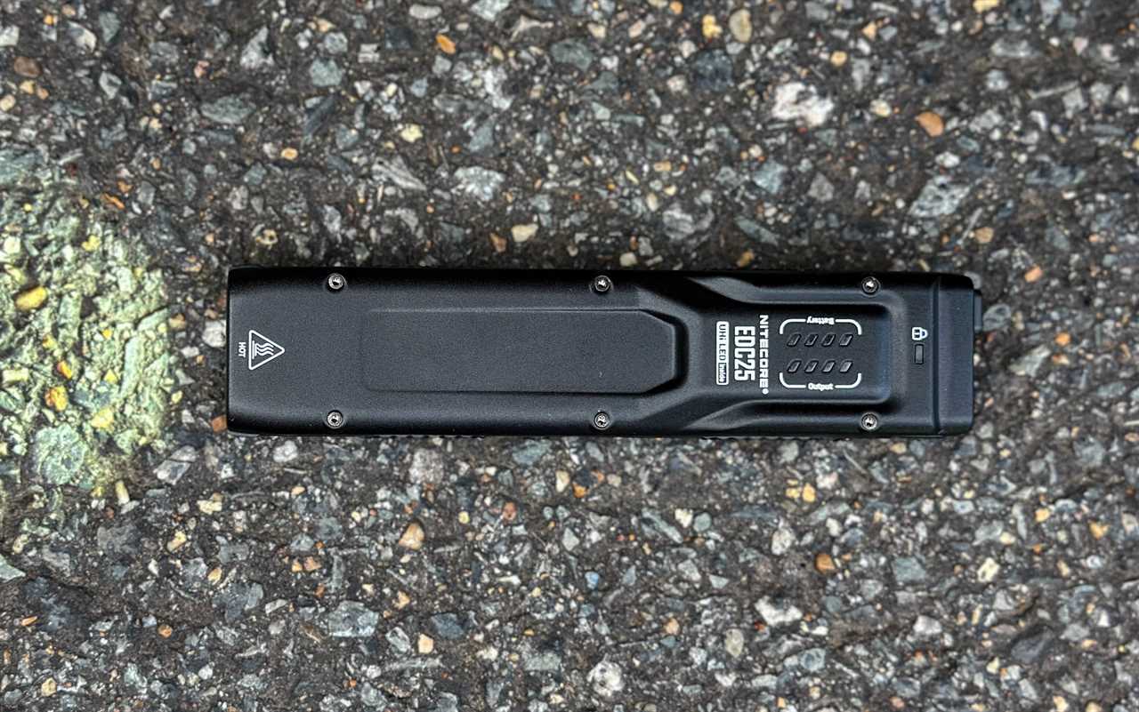 Nitecore EDC 25