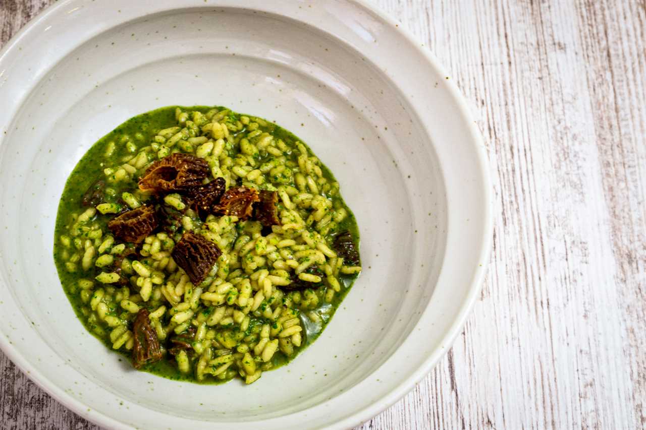 A morel mushroom recipe for mushroom risotto.