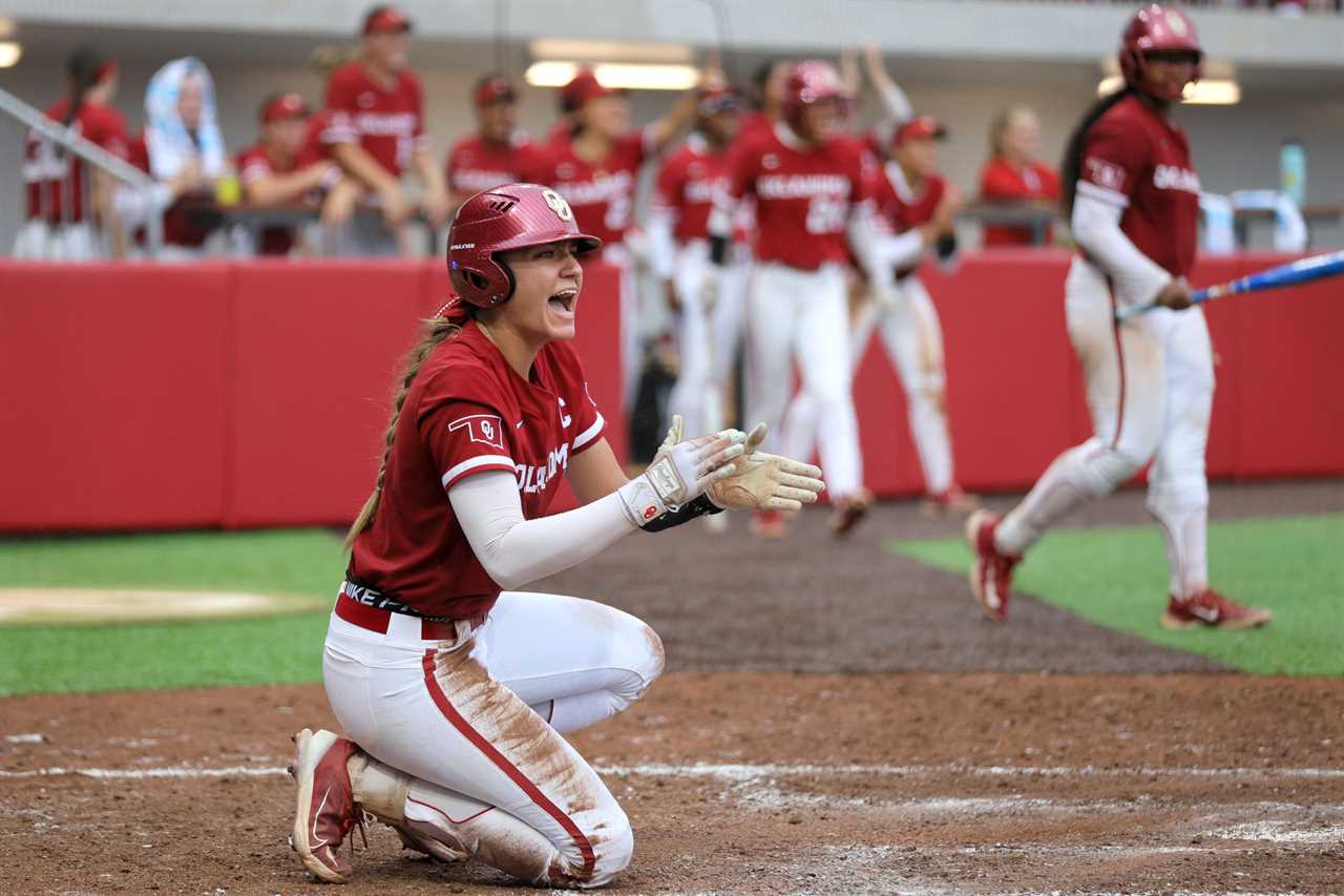 Best photos from the Oklahoma Sooners 11-3 win over the Florida State Seminoles