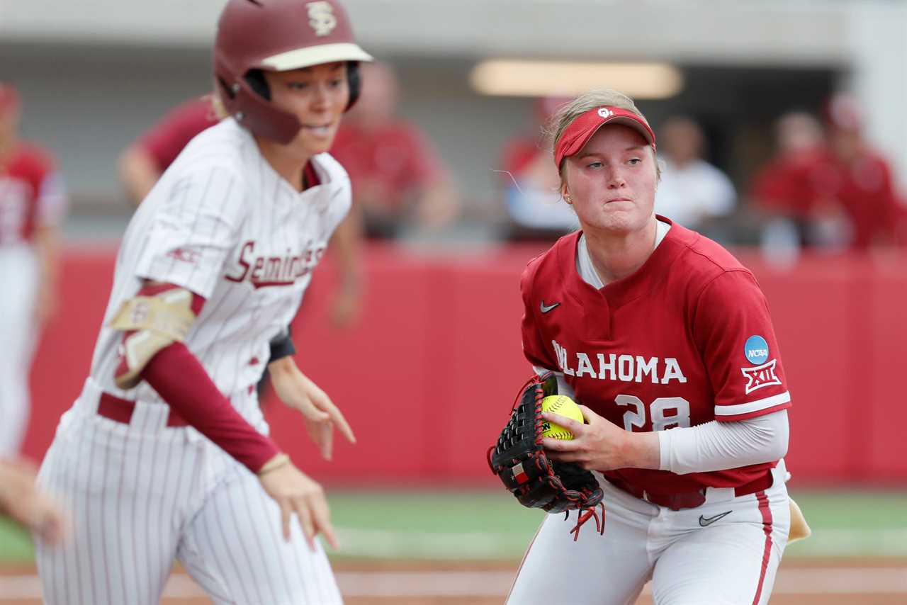 Best photos from the Oklahoma Sooners 11-3 win over the Florida State Seminoles