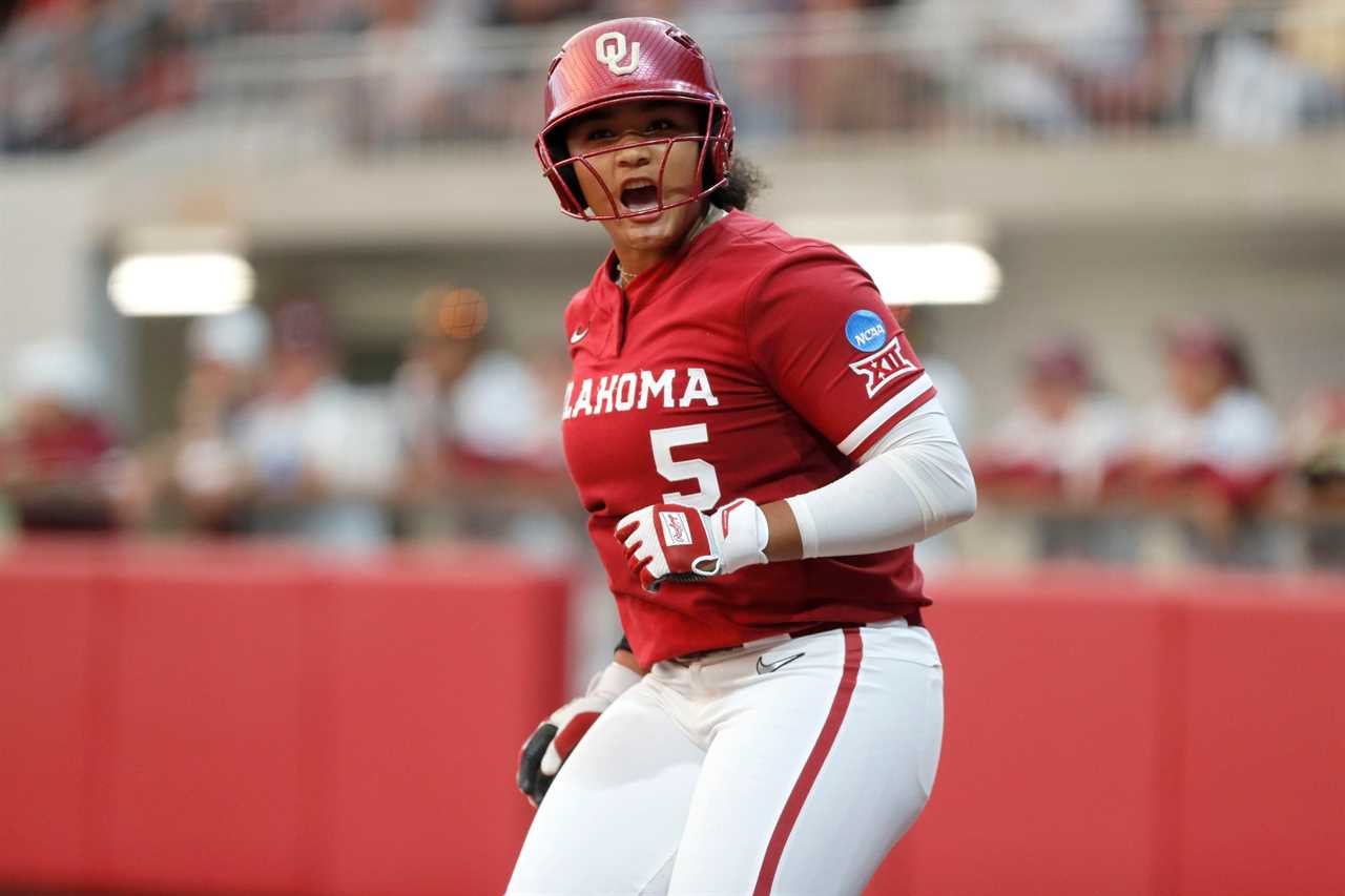 Best photos from the Oklahoma Sooners 11-3 win over the Florida State Seminoles