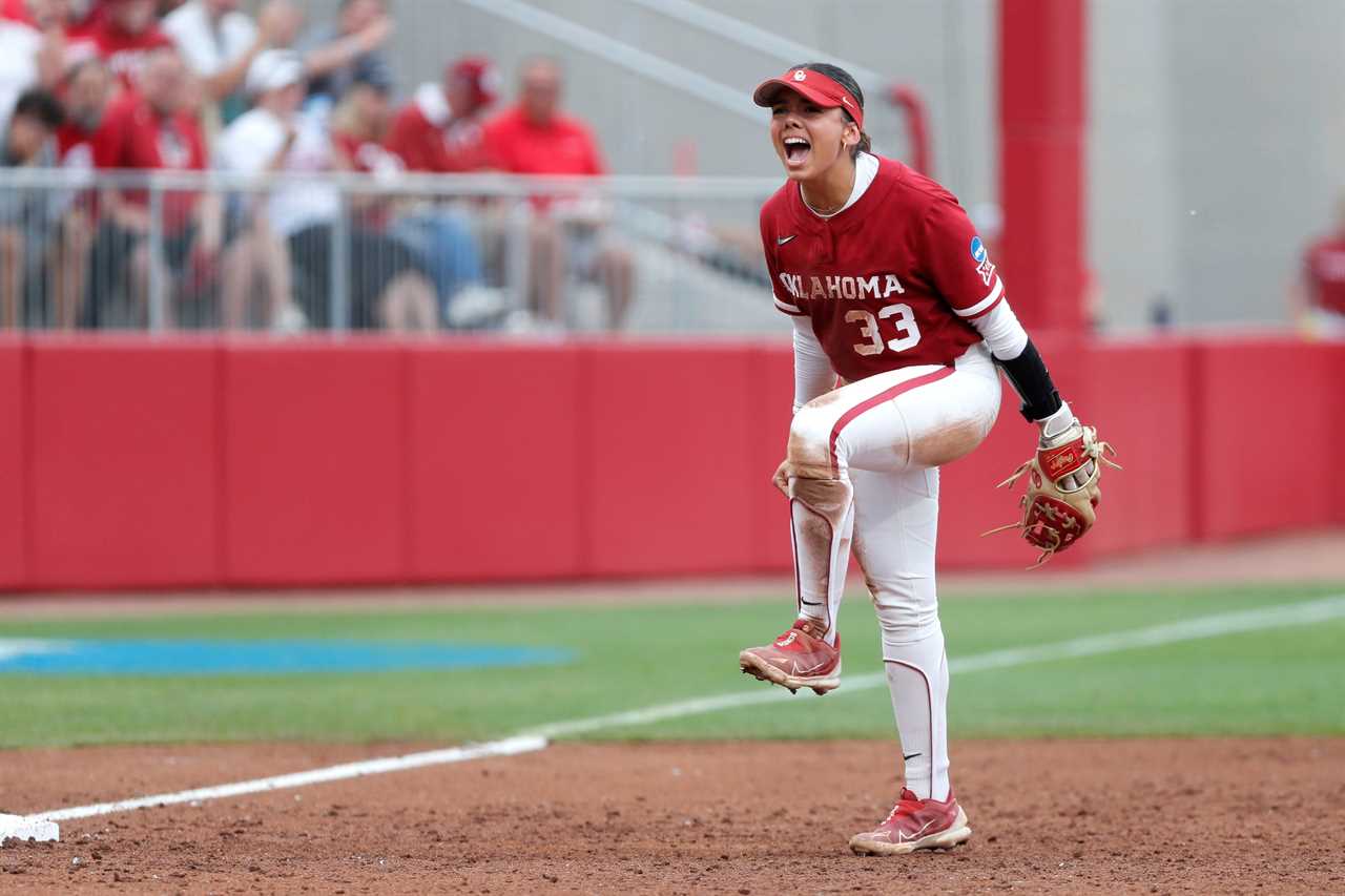 Best photos from the Oklahoma Sooners 11-3 win over the Florida State Seminoles