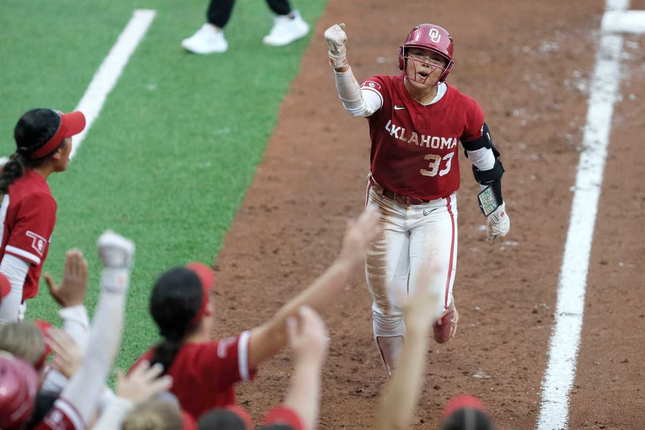 Best photos from the Oklahoma Sooners 11-3 win over the Florida State Seminoles