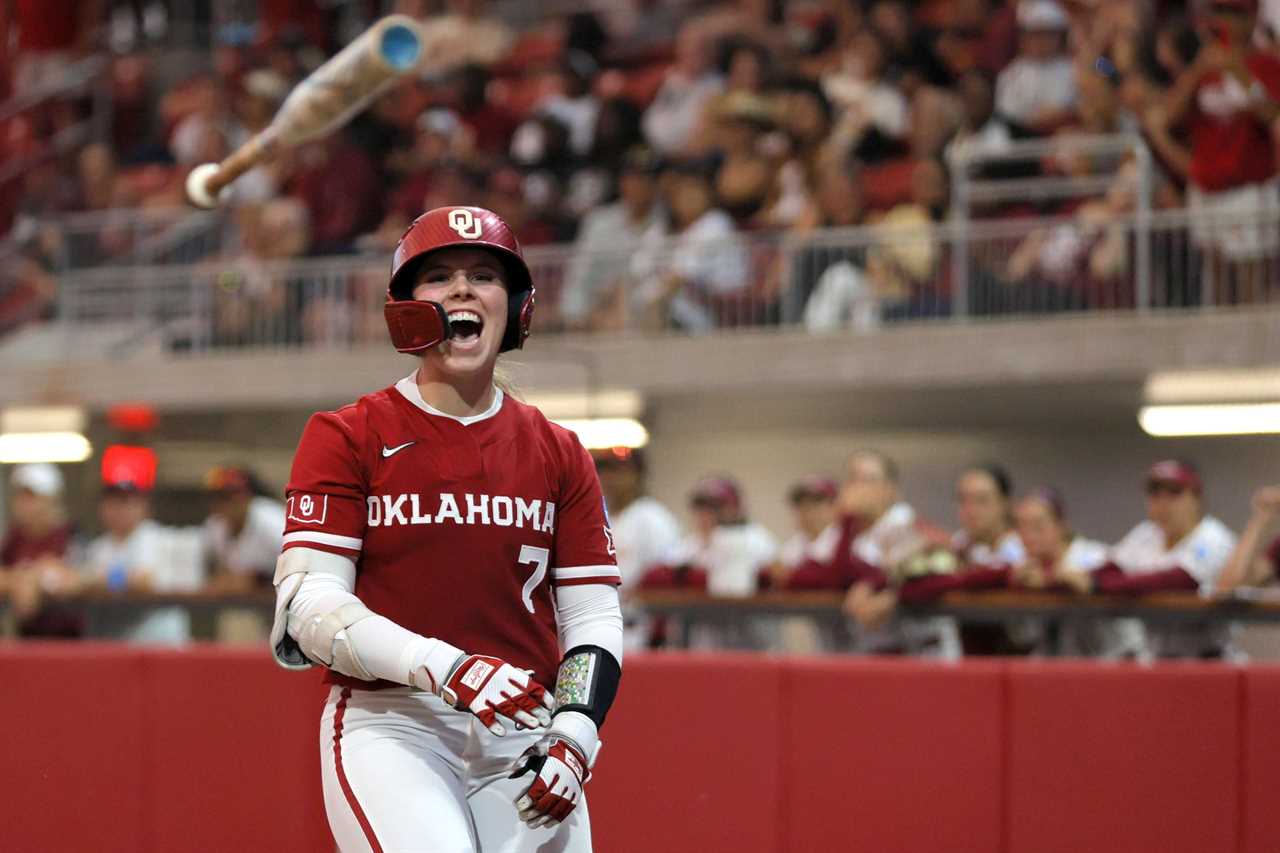 Best photos from the Oklahoma Sooners 11-3 win over the Florida State Seminoles