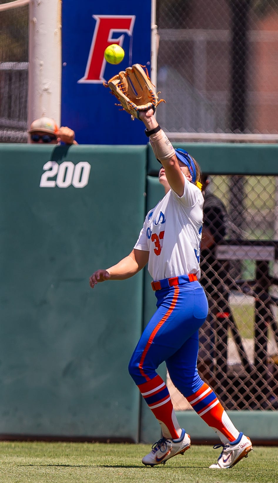 Highlights from Florida softball's Super Regional Game 1 win over Baylor