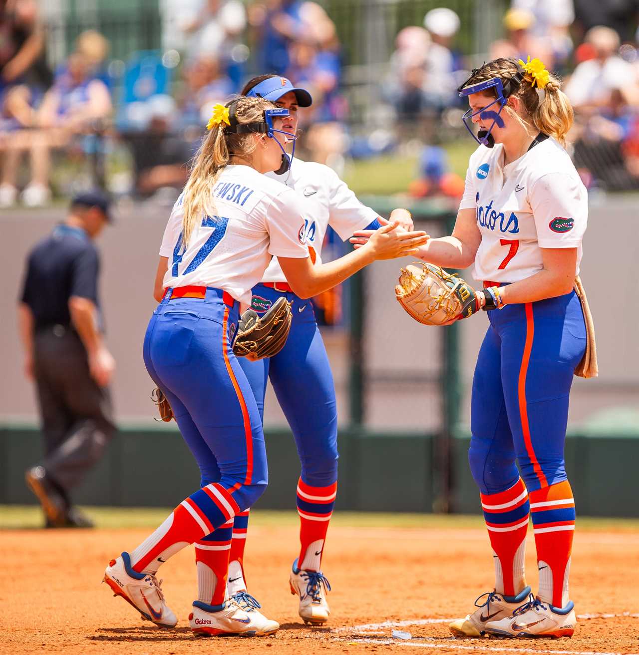 Highlights from Florida softball's Super Regional Game 1 win over Baylor