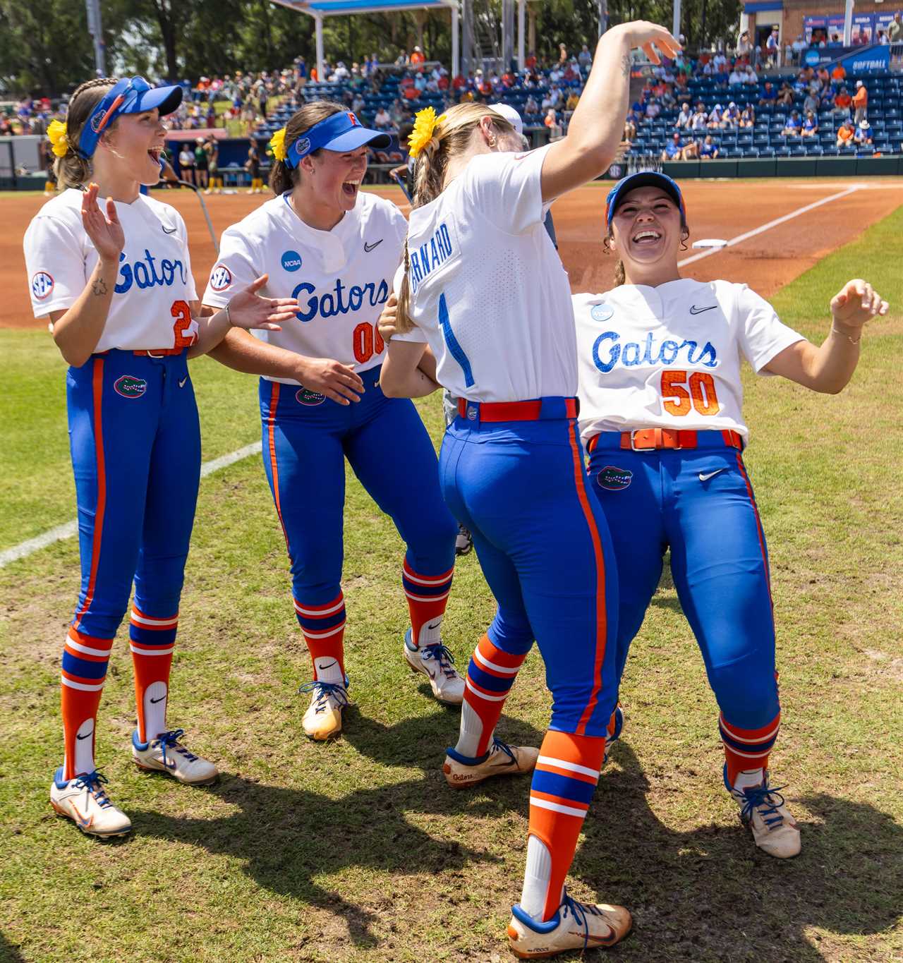 Highlights from Florida softball's Super Regional Game 1 win over Baylor