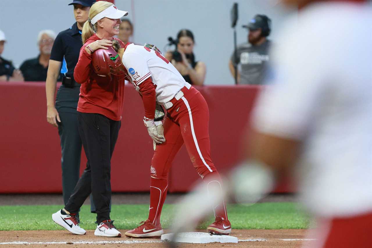 Fantastic photos from the Oklahoma Sooners 4-2 win over Florida State