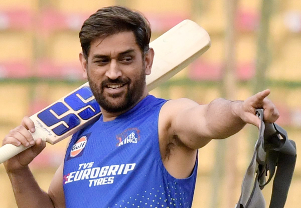IPL 2024: Mahendra Singh Dhoni arrives in Vizag amid tight security and loud cheers by fans