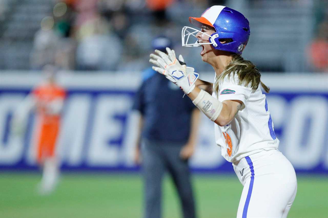 Highlights from Florida softball's WCWS win over Oklahoma State