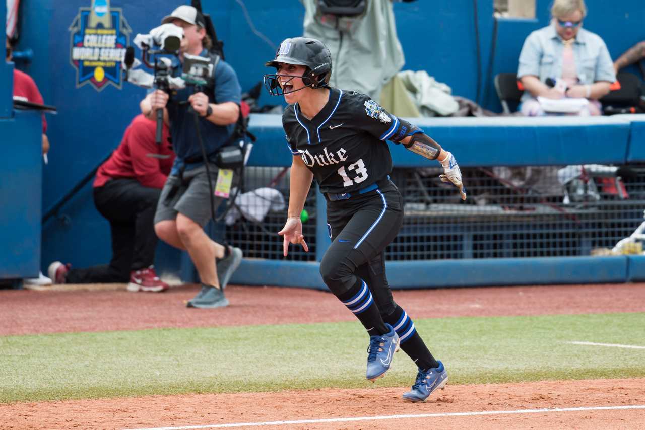 Best photos from the Oklahoma Sooners 9-1 WCWS win over Duke