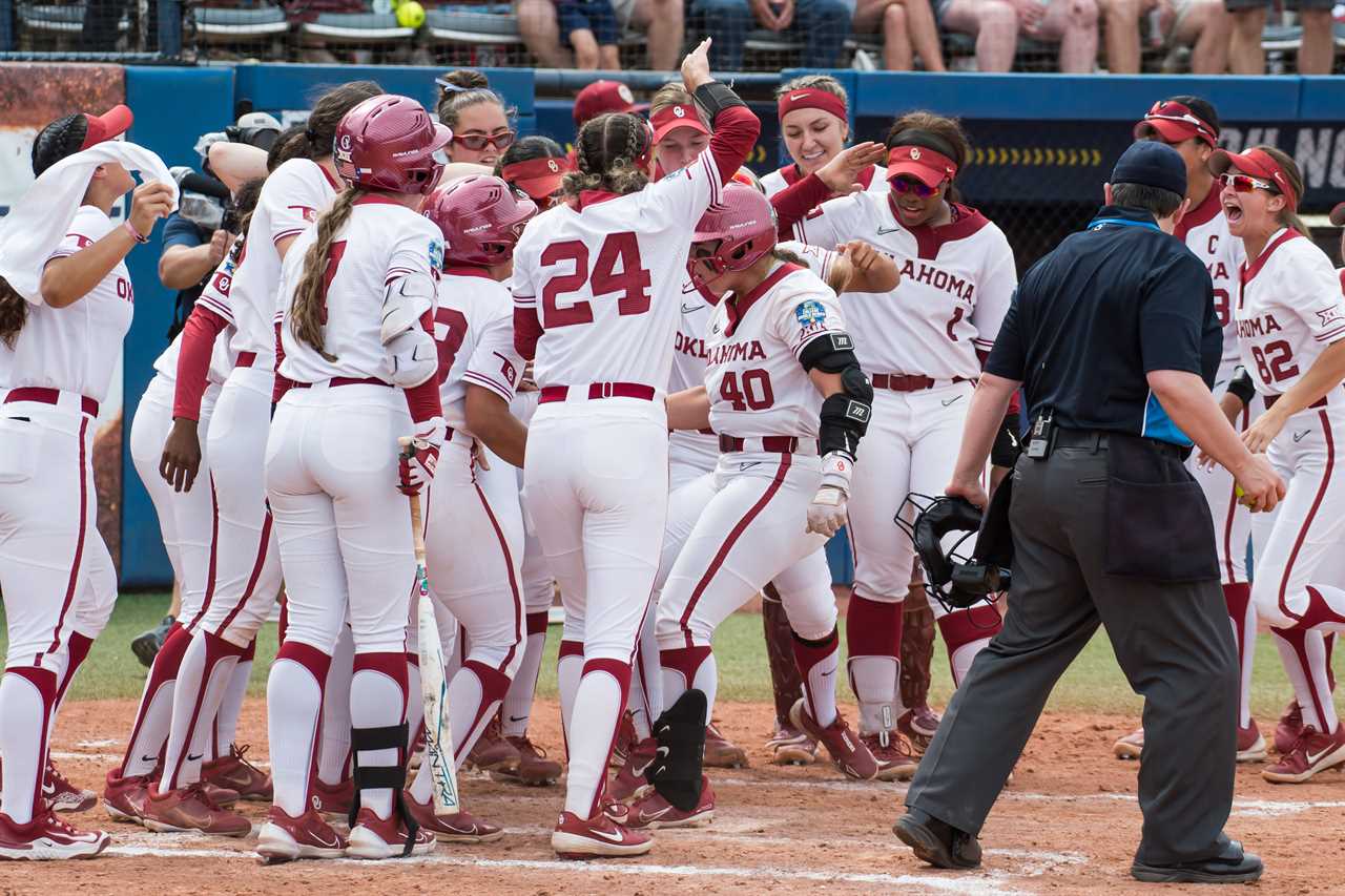 Best photos from the Oklahoma Sooners 9-1 WCWS win over Duke