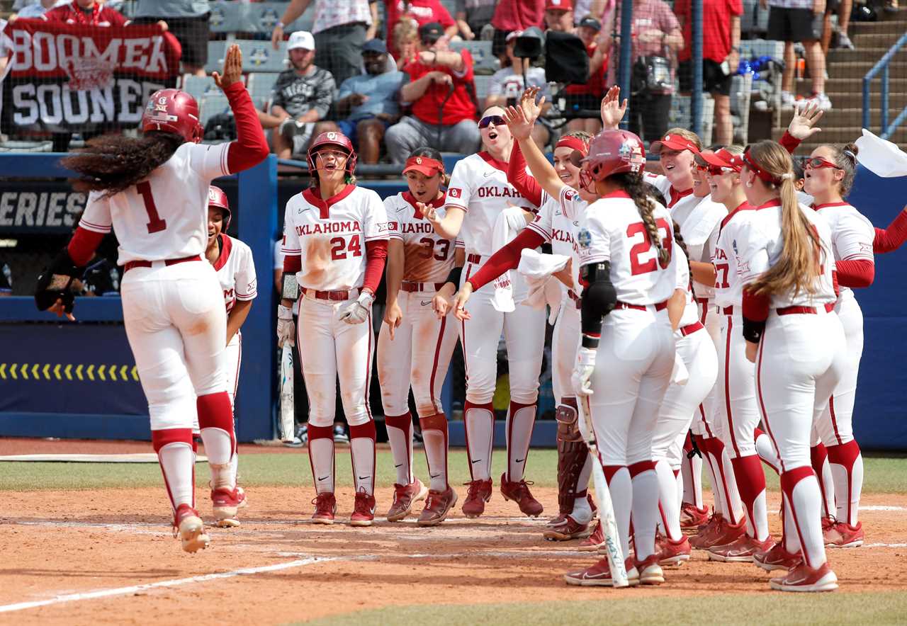 Best photos from the Oklahoma Sooners 9-1 WCWS win over Duke