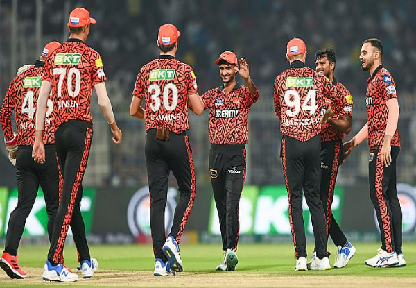 IPL 2024: Sunrisers Hyderabad shatter records with monumental 277-run total against Mumbai Indians in IPL showdown