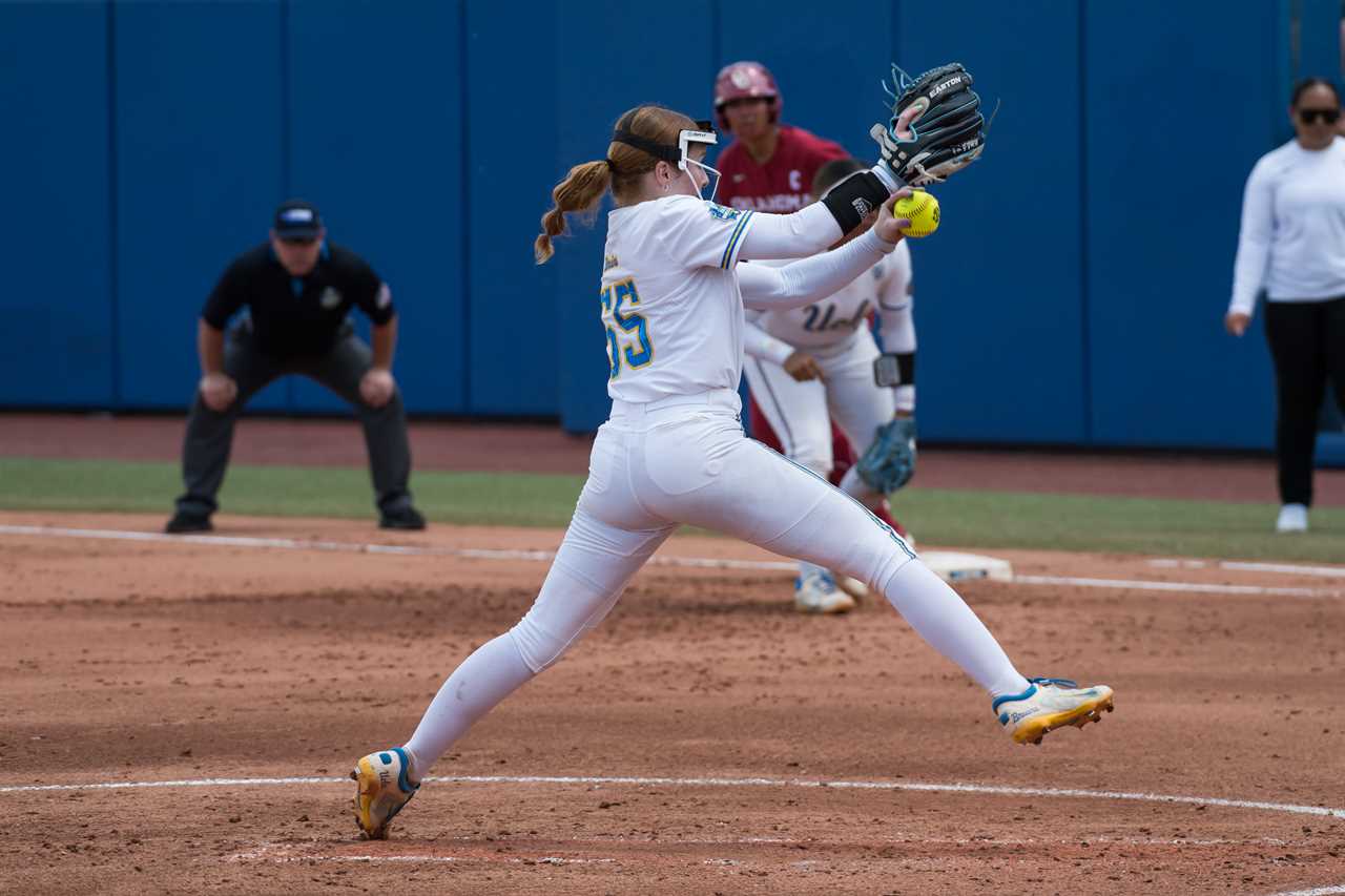 Best photos from the Oklahoma Sooners win over UCLA Bruins