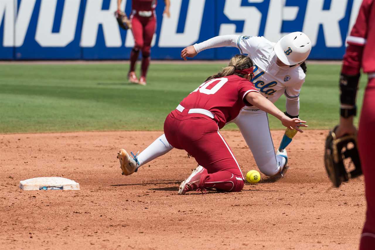 Best photos from the Oklahoma Sooners win over UCLA Bruins