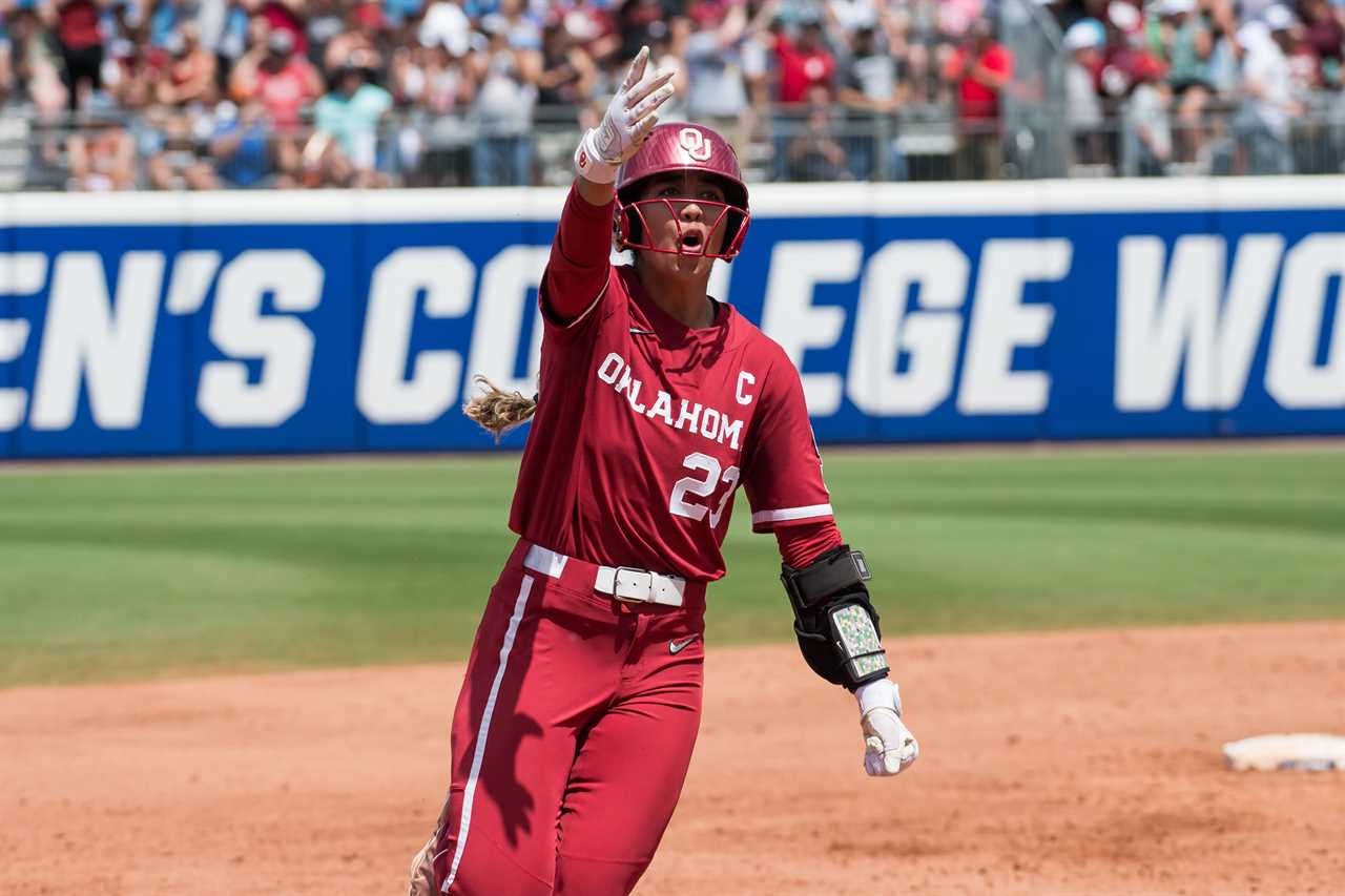 Best photos from the Oklahoma Sooners win over UCLA Bruins