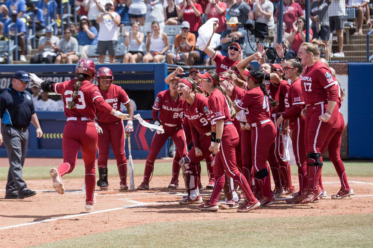 Best photos from the Oklahoma Sooners win over UCLA Bruins